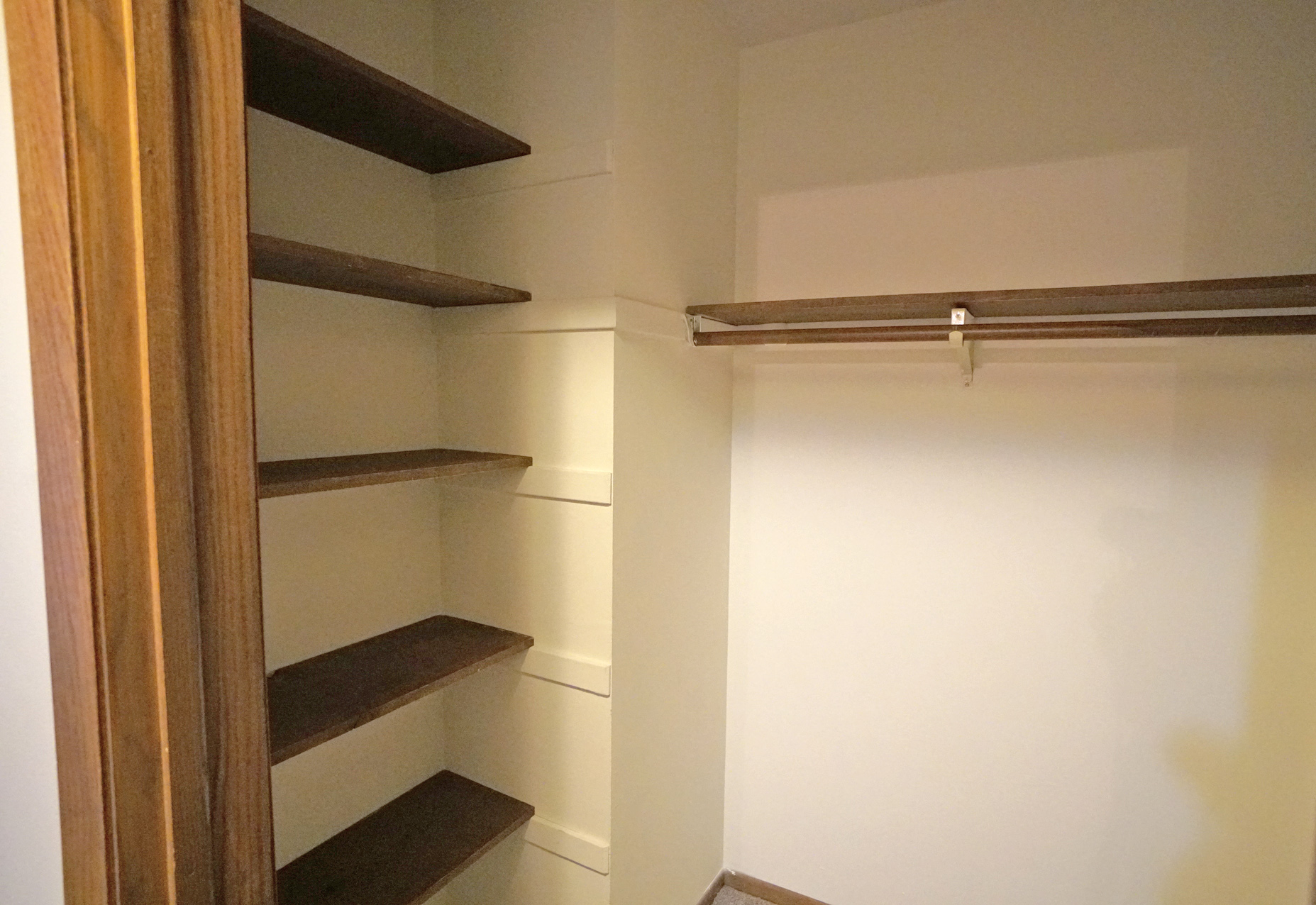 Edina Manor Apartments Image 37